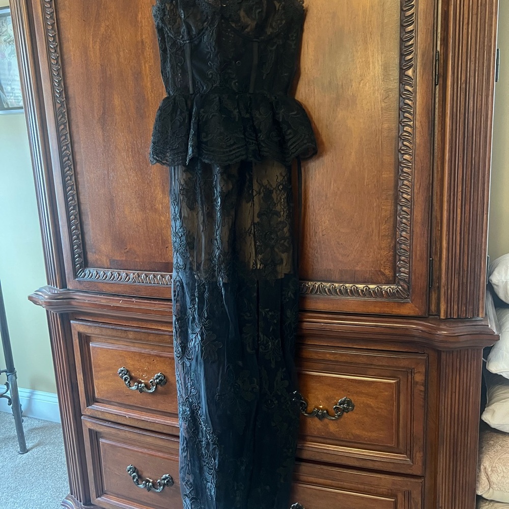 V. Chapman Black Lace Gown